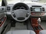 Toyota Camry XLE 2004 года (US)